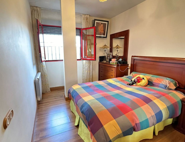 Chalet pareado en venta en calle Don Pedro Gil, 44