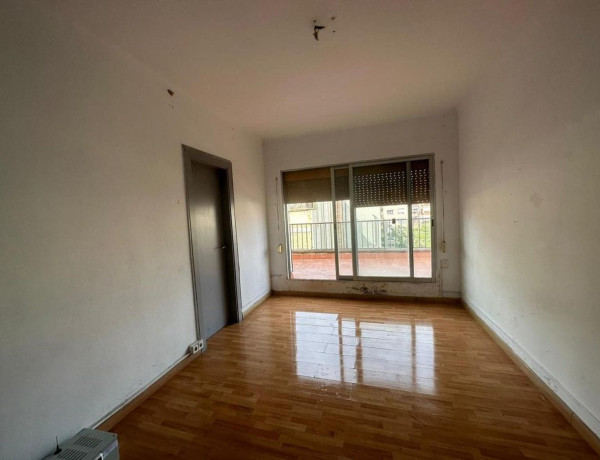 Ático en venta en avenida de Vallcarca, 60