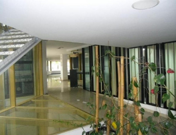 Edificio en venta en Llevant