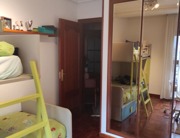 Piso en venta en Juan Uria Riu, 2