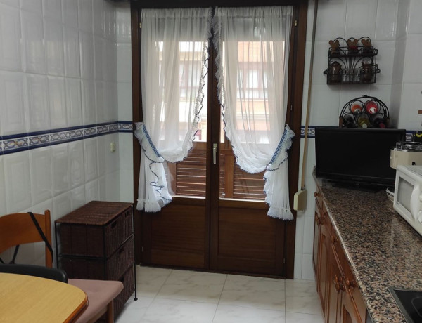 Piso en venta en Juan Uria Riu, 2