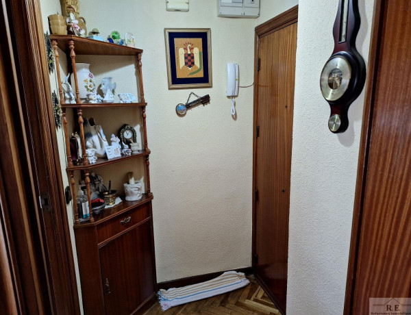 Piso en venta en calle Fernando Giráldez