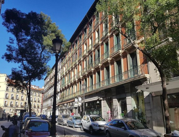 Alquiler de Local en calle del Conde de Romanones, 5