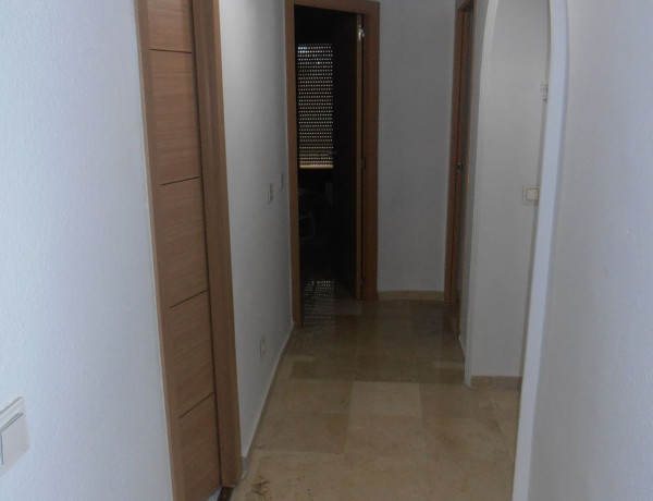 Piso en venta en Playa Bajadilla-Puertos