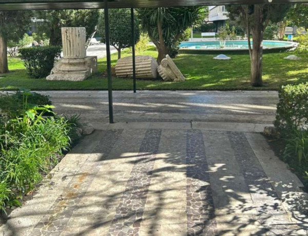 Piso en venta en calle de Guzmán el Bueno