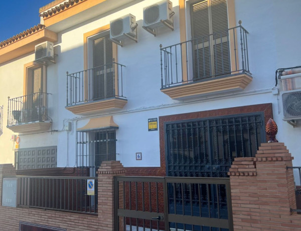 Chalet adosado en venta en calle los Balcones, 6