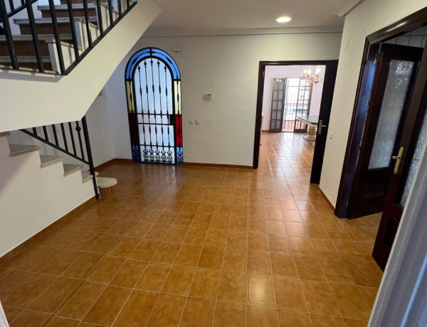 Chalet adosado en venta en calle los Balcones, 6