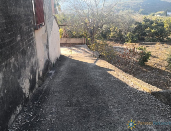 Finca rústica en venta en Pego