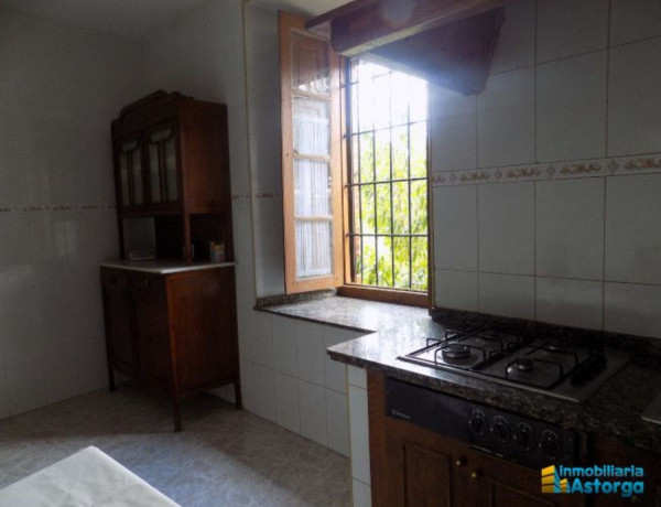 Casa de pueblo en venta en calle Carretera