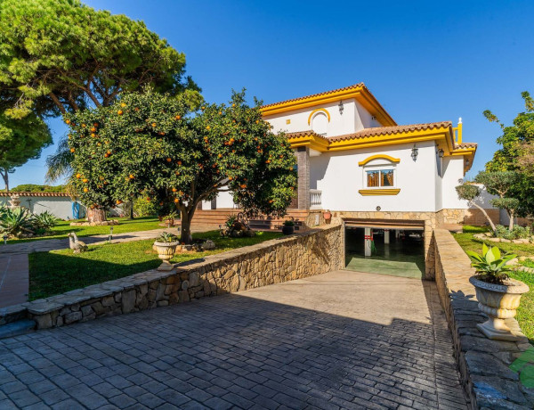 Casa o chalet independiente en venta en Urb. Chaparral, Las Lagunas - Campano