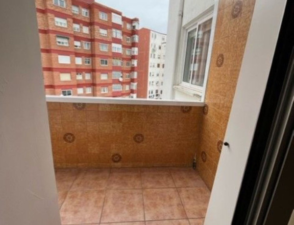 Piso en venta en Renedo