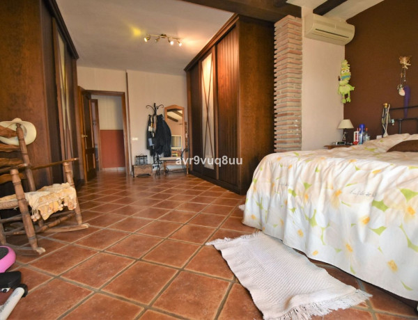 Casa o chalet independiente en venta en calle Clavel