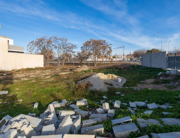 Terreno en venta en La Chana