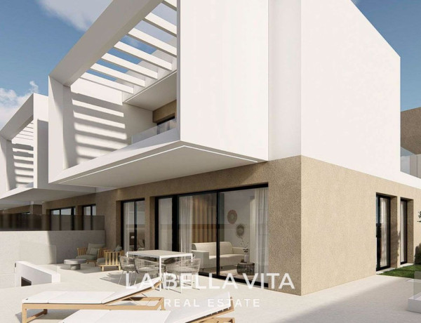 Chalet pareado en venta en calle Pascual Saura Beltrán, 6