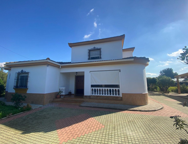 Casa o chalet independiente en venta en Carretera de Sevilla a Utrera