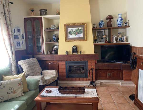 Casa o chalet independiente en venta en Carretera de Sevilla a Utrera