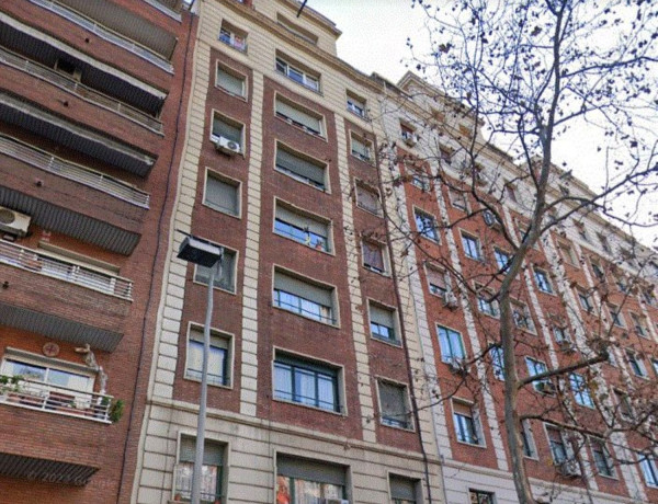 Piso en venta en paseo Gran Via de les Corts Catalanes