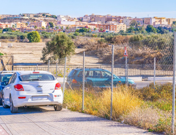 Terreno en venta en Huércal de Almería