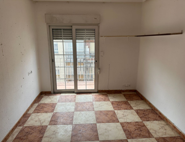 Piso en venta en calle Hornija