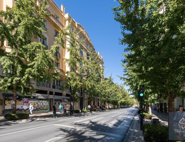 Piso en venta en Gran Via De Colon, 47