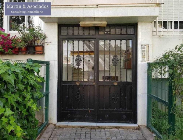 Piso en venta en Barriada Villegas