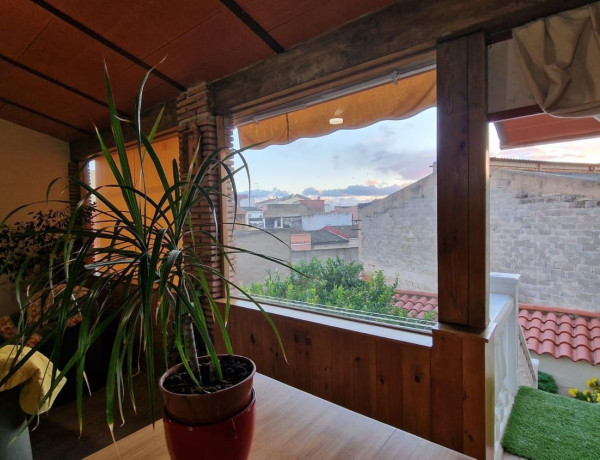 Chalet adosado en venta en calle Pablo Neruda, 10