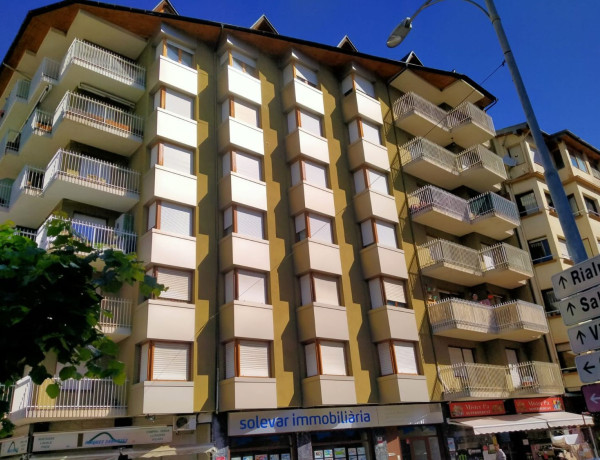 Piso en venta en avenida dels Comtes de Pallars, 40