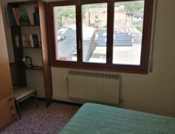 Piso en venta en avenida dels Comtes de Pallars, 40