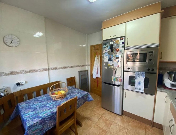 Casa o chalet independiente en venta en calle Valdeserrano