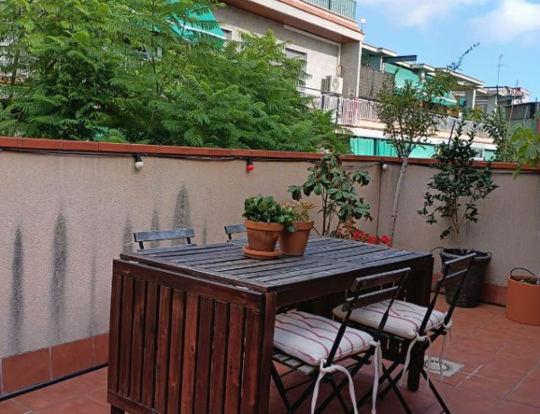 Chalet adosado en venta en calle de Sant Lluís