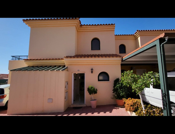 Chalet pareado en venta en calle Vicente Blasco Ibáñez, 6