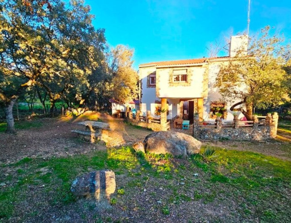 Finca rústica en venta en Higuera de la Sierra