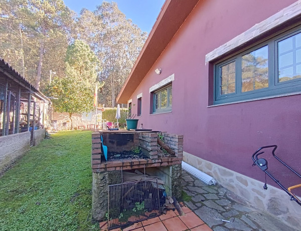 Casa o chalet independiente en venta en Mera-Serantes