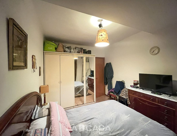 Piso en venta en El Castell-Poble Vell