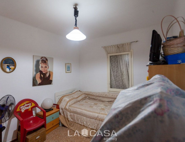 Piso en venta en El Castell-Poble Vell