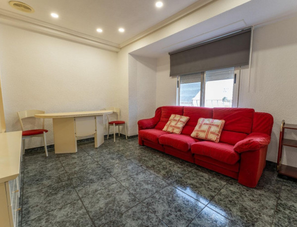 Piso en venta en Raval de Santa Teresa-El Asilo