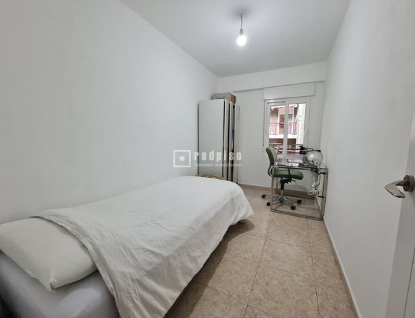 Piso en venta en Torrefiel