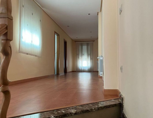 Chalet adosado en venta en avenida Dels Reis Catòlics, 30