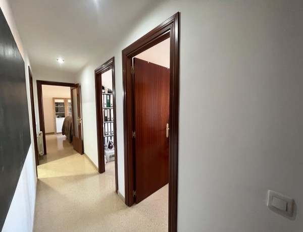 Piso en venta en Carlos linde, 19