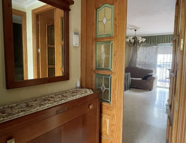 Chalet adosado en venta en Avenida de las Ciencias