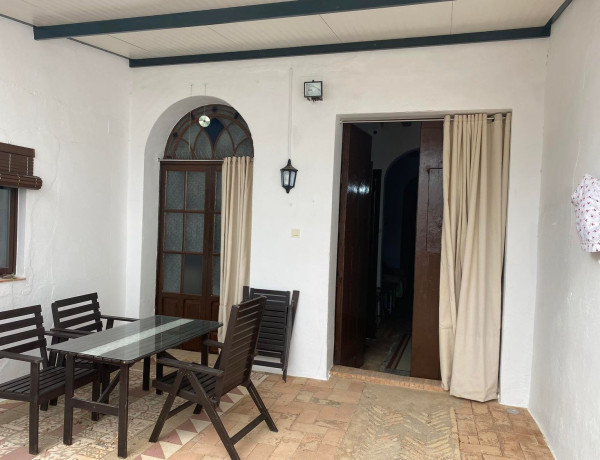 Casa o chalet independiente en venta en calle Hinojos