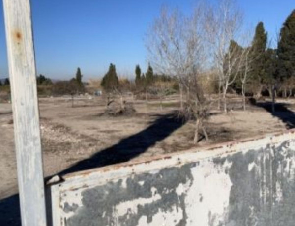 Terreno en venta en Monserrat