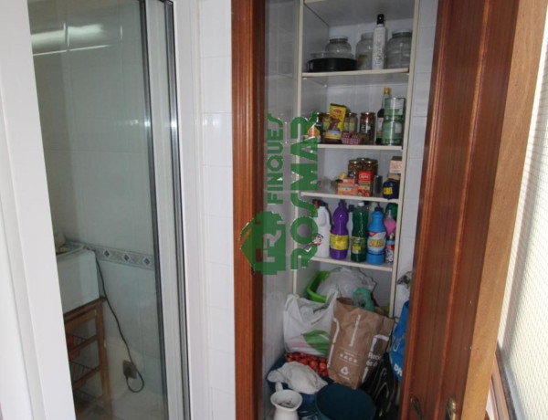 Piso en venta en Casc Antic