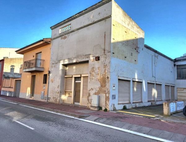 Edificio hotelero en venta en avenida Principal