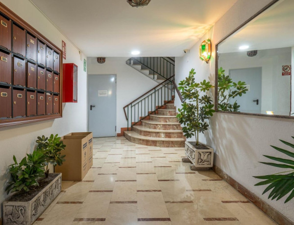 Piso en venta en calle Maestro Lecuona