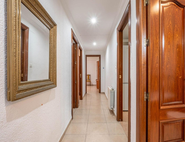 Piso en venta en calle Maestro Lecuona