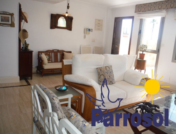 Chalet adosado en venta en calle tenis, 2