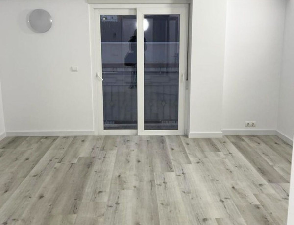 Piso en venta en calle Ramon y Cajal