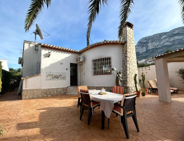 Acogedor chalet a la venta.