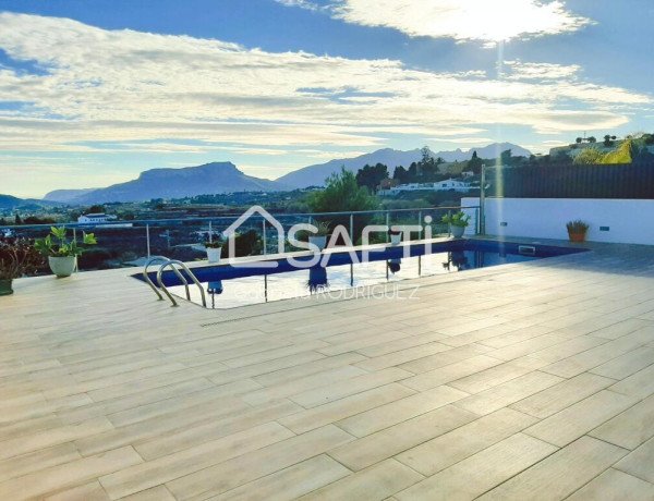 Hermoso chalet ubicado en Benissa pueblo. Una ocasión en la vida.